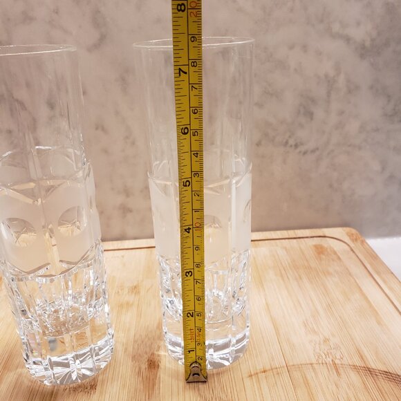 2 vintage tall skinny intricate glasses - Picture 6 of 6